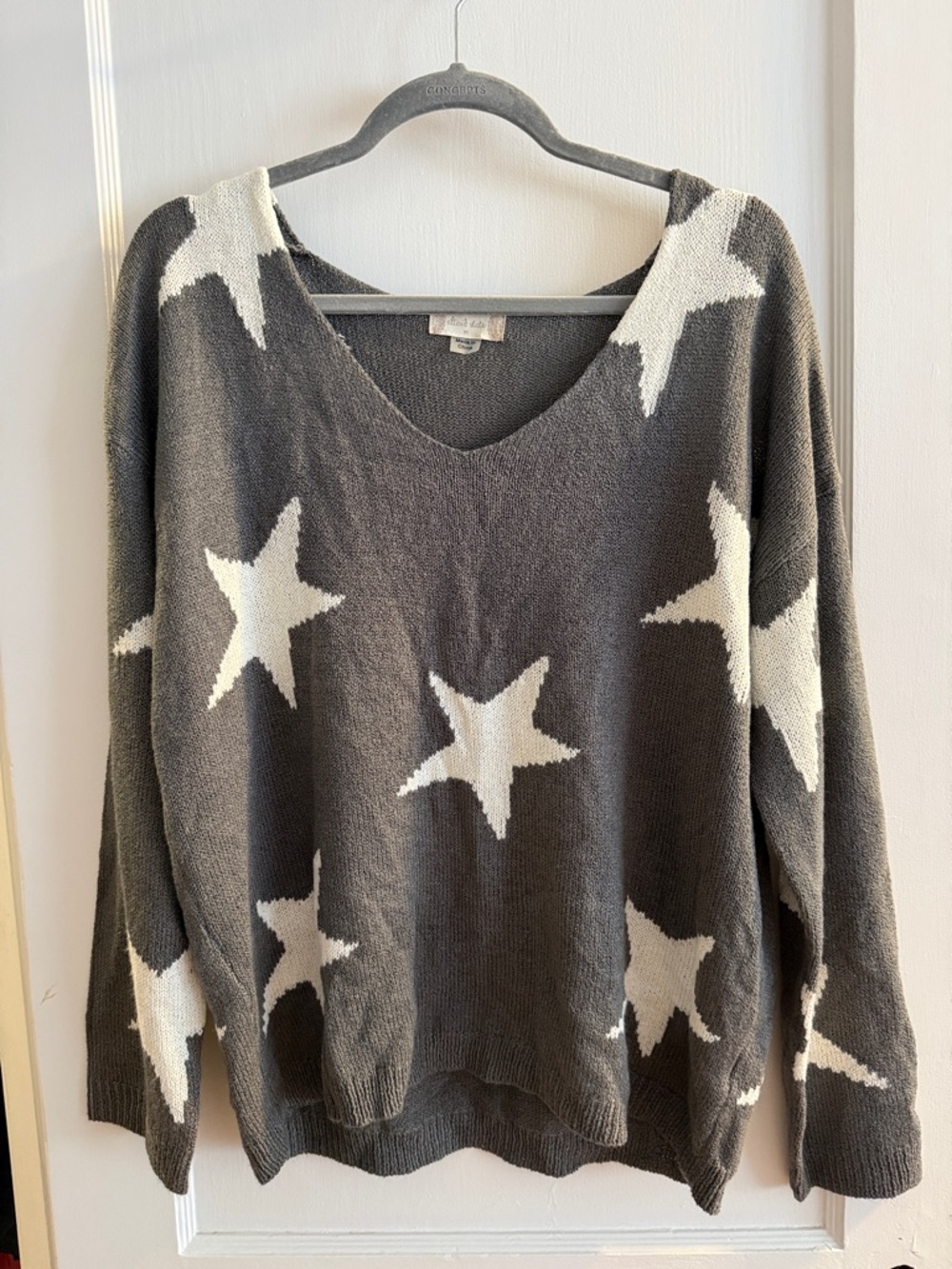 Altar'd State Gray V-Neck Star Knit Sweater - White Stars